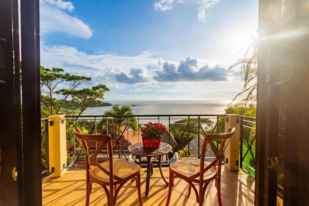 Villa Amor Del Mar With Breathtaking View Of Ocean & Jungle Dominical Exterior photo